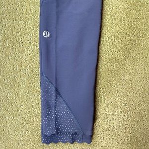 Lululemon leggings, crop, size 4